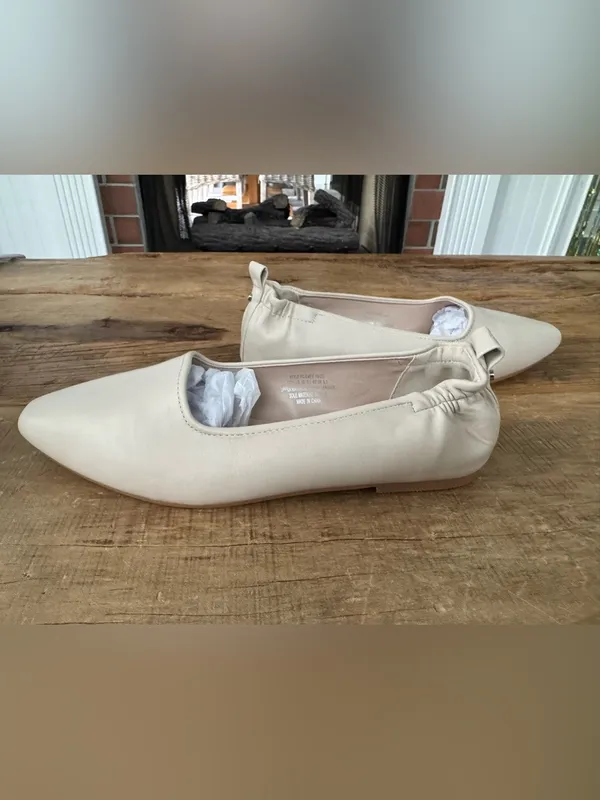 NEW IN BOX French Connection Ecru / Nude Emee Vegan Leather Flats ~ Size 10 - Image 8