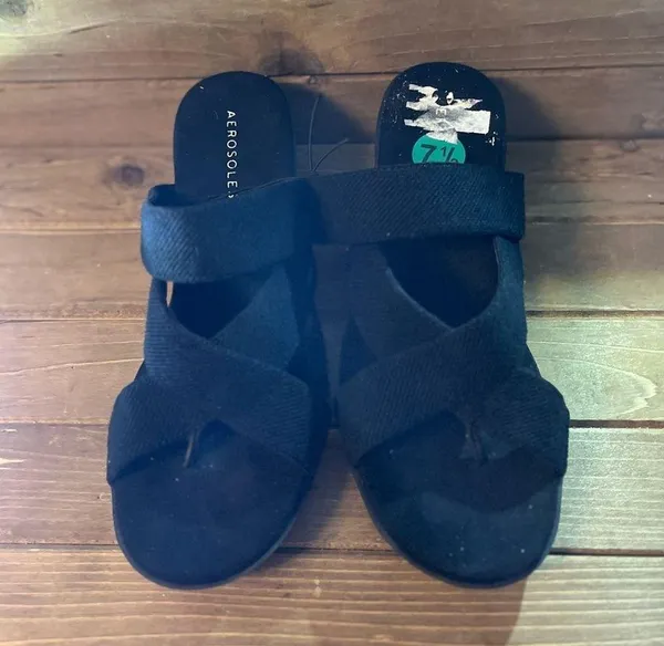 New Aerosoles women's Ilona Wedge Sandals size 7.5 black - Image 2