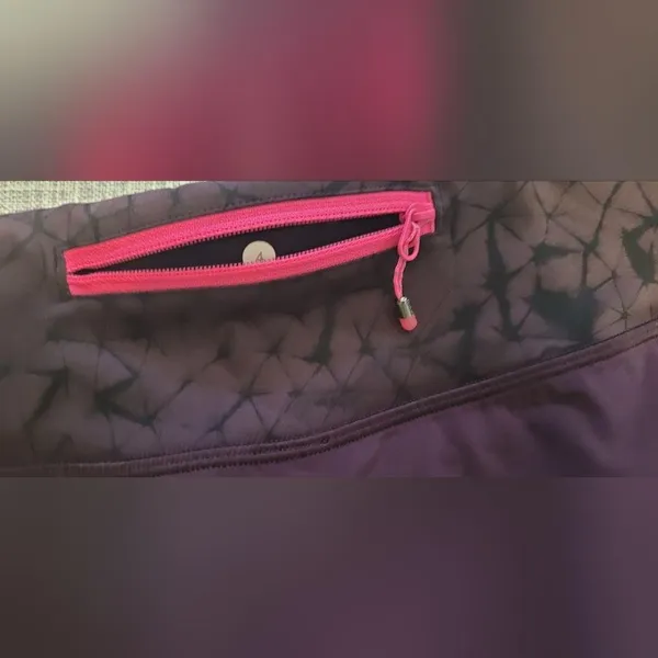 Lululemon Speed Up Shorts - Image 5
