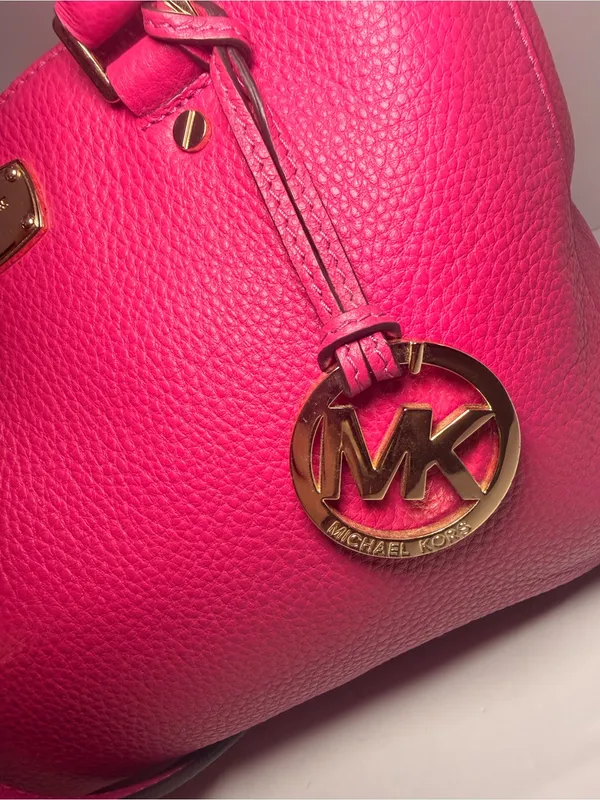 MICHAEL Michael Kors Sutton Medium Pink Pebbled Leather Satchel - Image 3