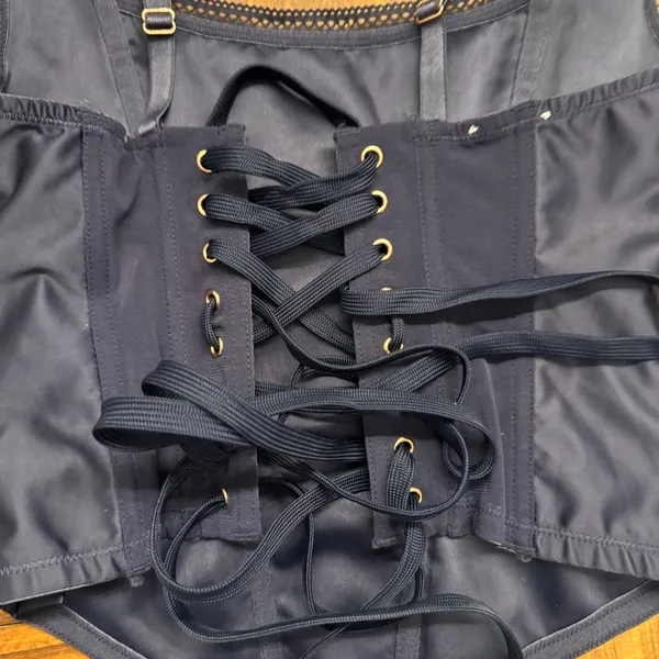 SAVAGE x FENTY Lace Up‎ Corset - Image 3
