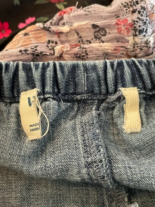 Free People We The Free Alani Pull-On Chambray Denim Ruffle Shorts Boho Blue M - Image 5