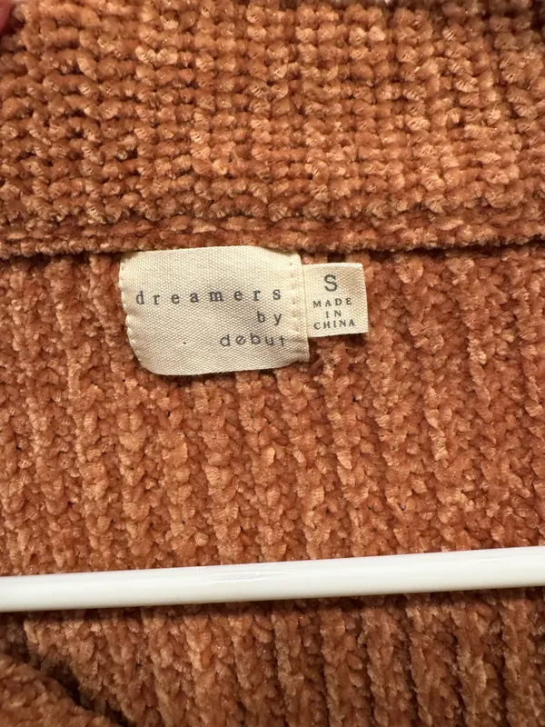 Dreamers Super Cropped Soft Sweater - Image 4