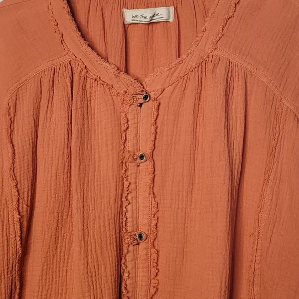 Free People We The Free Relaxed Perpetual button down orange raw hem shirt sz M - Image 4