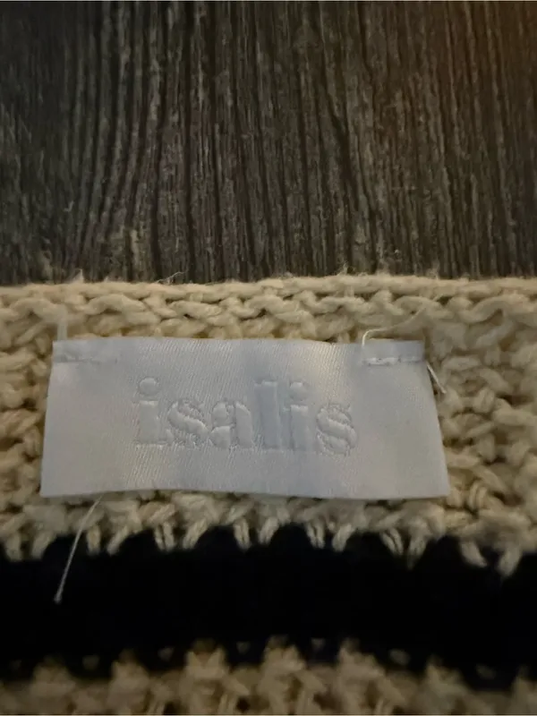 Isalis Crochet Cream and Black Cardigan Vest - Image 2