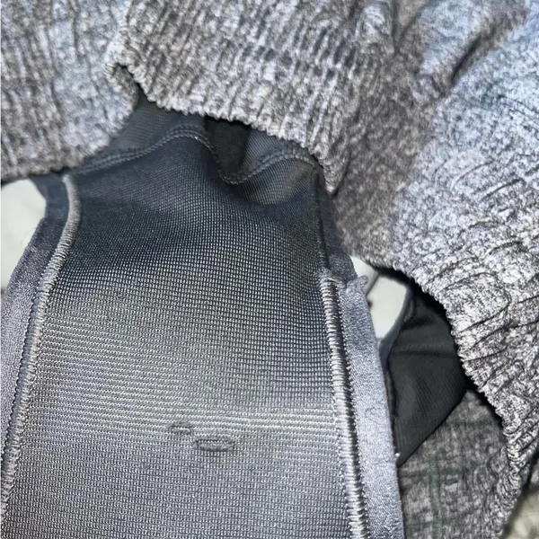 Lululemon Hotty Hot Short *High-Rise 2.5" - Image 5