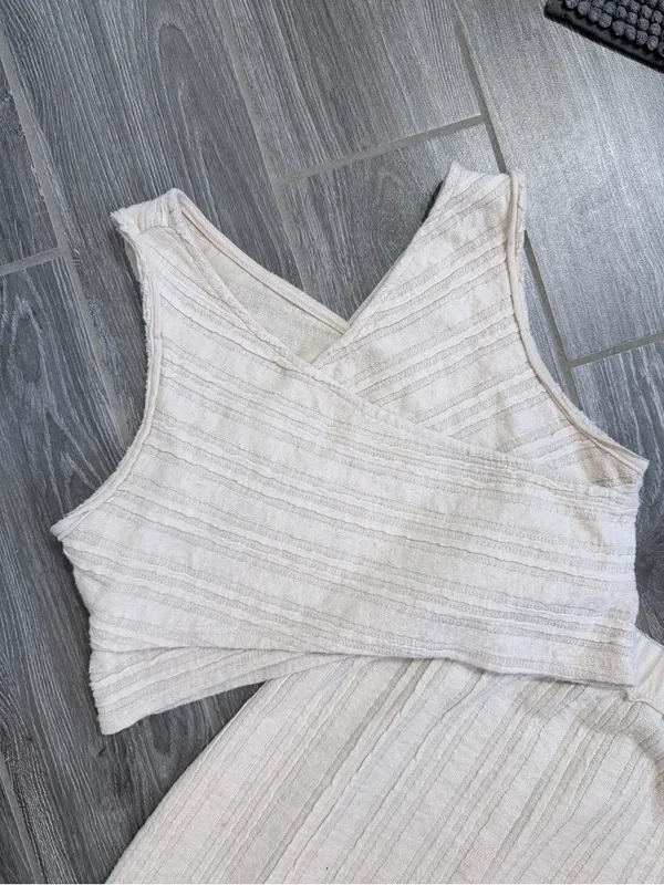 Free People Beach beige/tan long skirt and crop top matching set small - Image 3