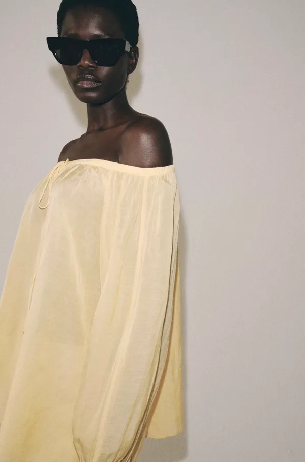 BNWT Zara ZW Collection Pastel Yellow Linen Blend Blouse - Image 2