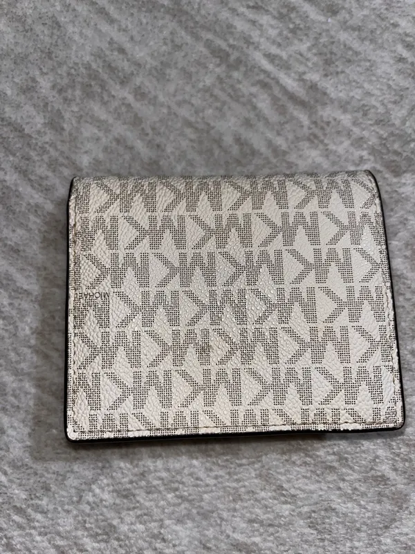Michael Kors Wallet - Image 2