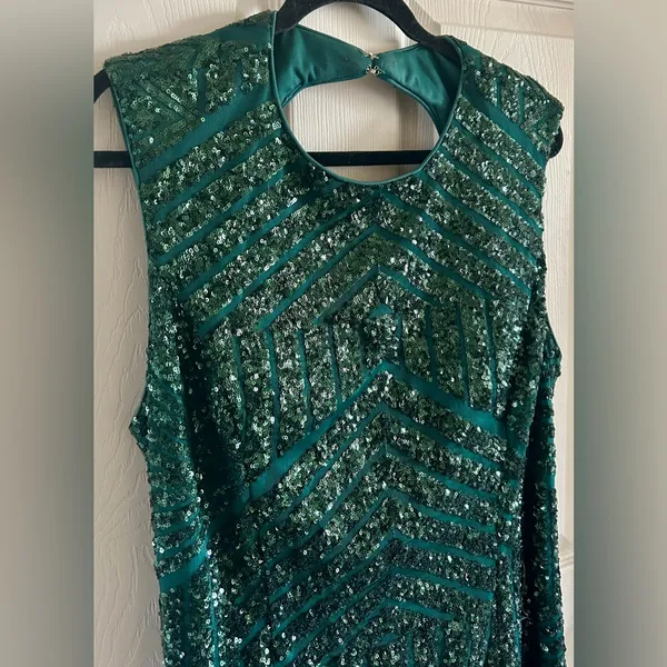 Jovani Hunter Green Sequin Open-Back Holiday Dress w/Small Train Sz 22 - Image 12