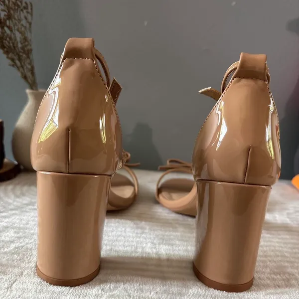 & Other Stories Tan Patent Leather Block Heels - Image 3