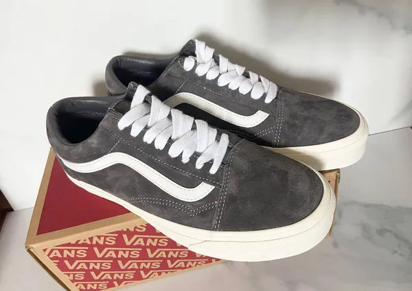 Women Old Skool Suede Size 9.5 - Image 6