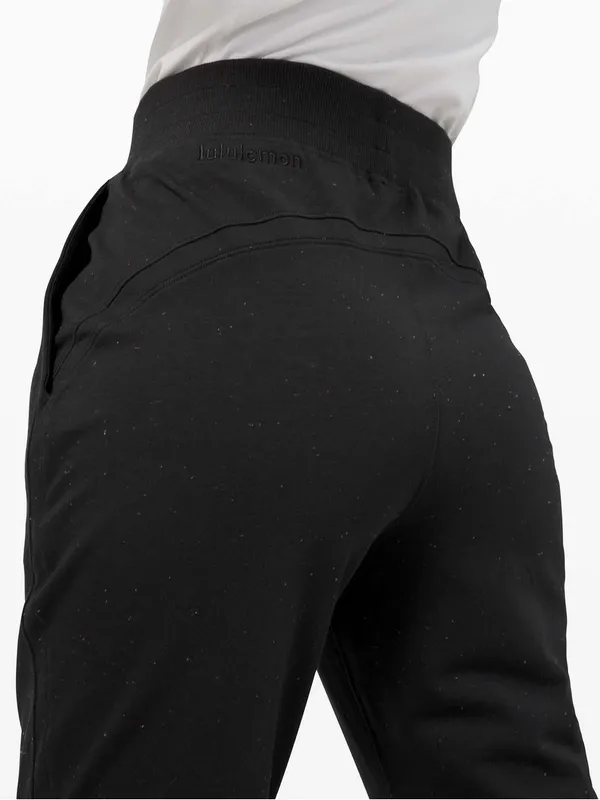 Lululemon LA Warm Down Joggers women’s size 6! Black confetti! - Image 3