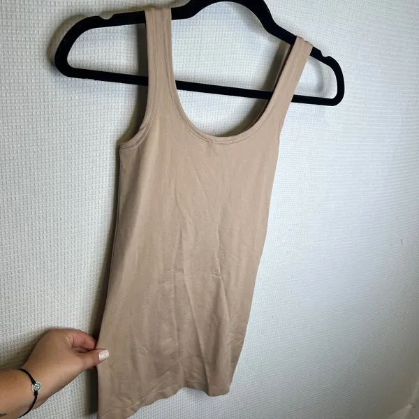Theory Len Nude Pipeline Scoop Neck Tank Top Seamless Camisole 8105555R P/S NEW - Image 2