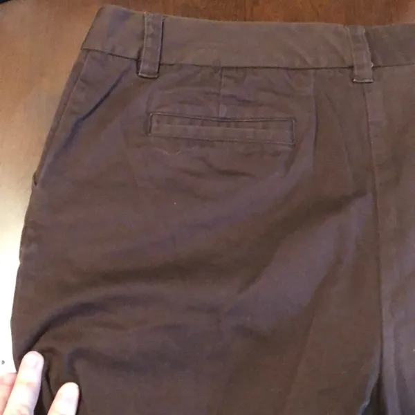 🔹 4 for $30 Daisy Fuentes pants - Image 3