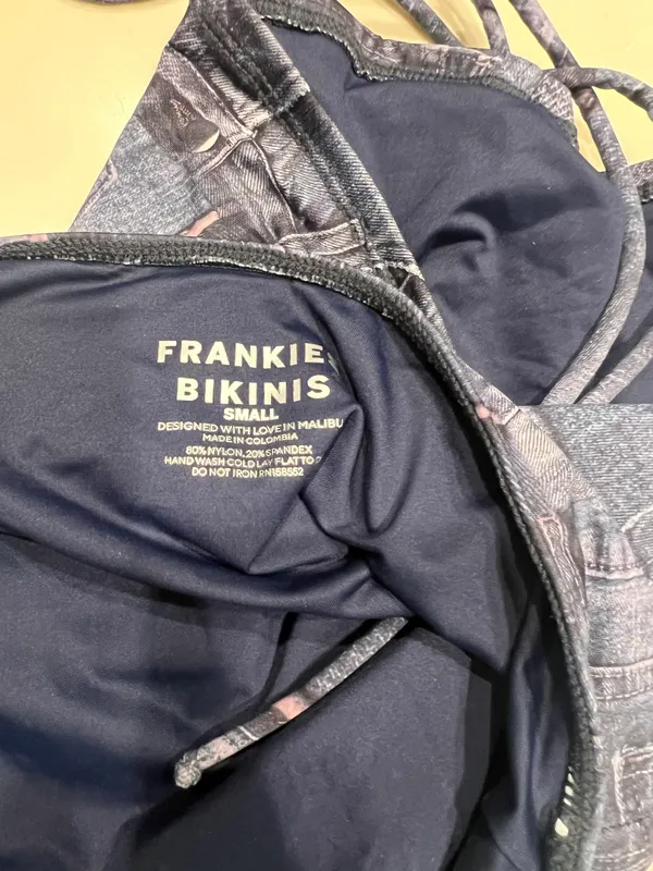 Frankies Bikinis Top - Image 7