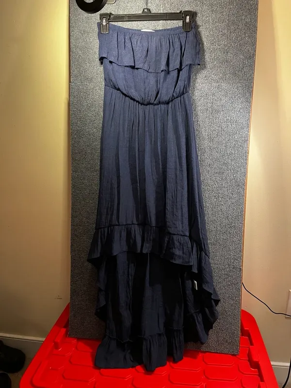 Entro Off-The-Shoulder Ruffle Asymmetric Hem Maxi Dress in Navy - Image 3
