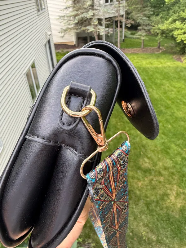 Black asymetric saddle bag - Image 3