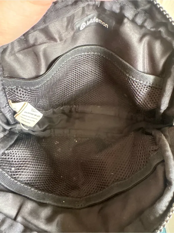 Lululemon Belt Bag - Image 4