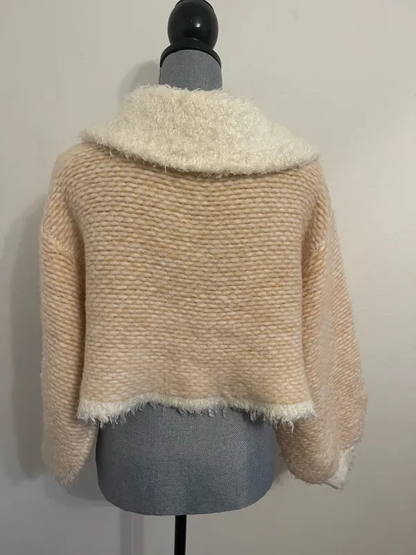 Free People Cream and Beige Cropped Cardigan. Size Xs - Image 2