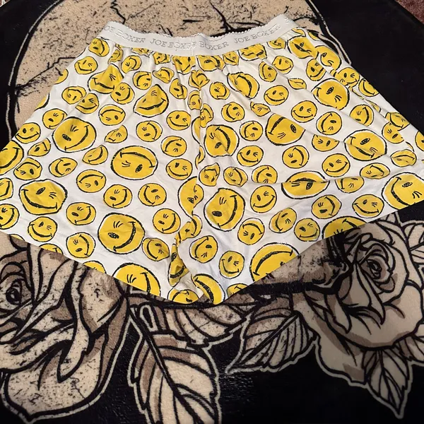 Joe Boxer Smile Shorts - Image 2