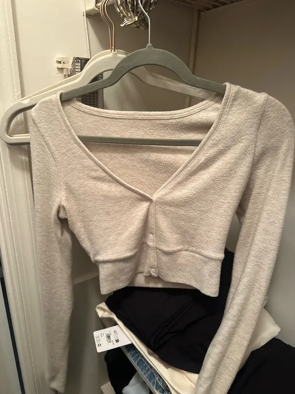 Alolux Alo Yoga Cropped Me Time Cardigan - Image 2