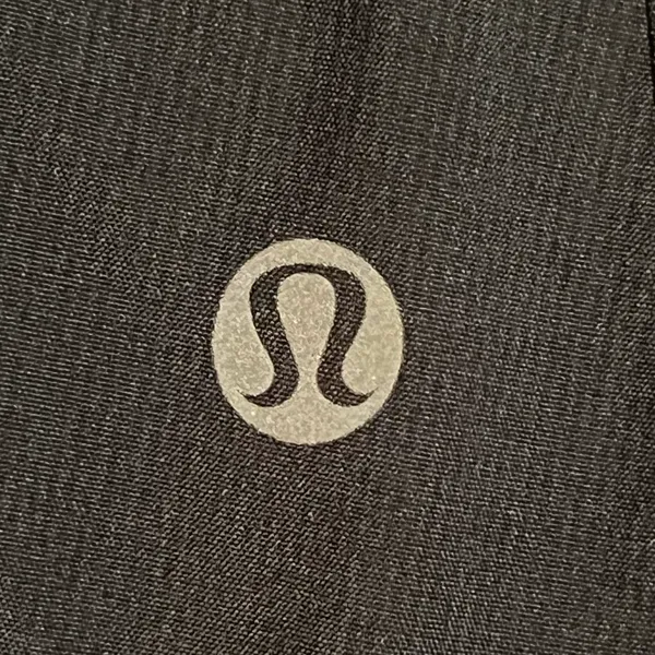 Womens sz10 Lululemon skort - Image 2