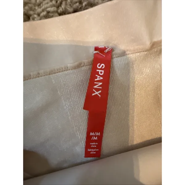 SPANX Sculpt OnCore High-Waisted Mid-Thigh Short - Soft Nude -size Medium - Image 3