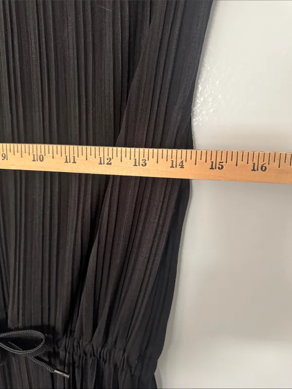 Zara Women's Black Sleeveless Pleated Midi Dress with Tie Waist Size M - Image 6