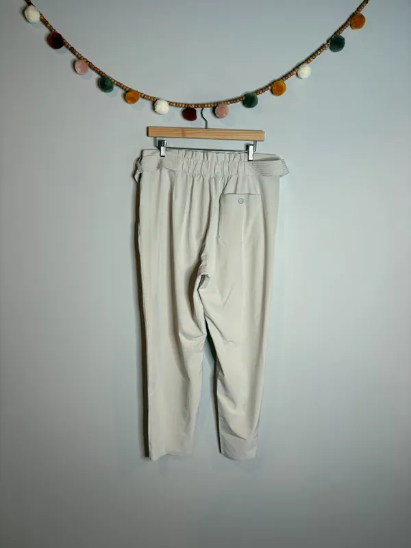 Athleta Skyline II cream dress pants - Image 4