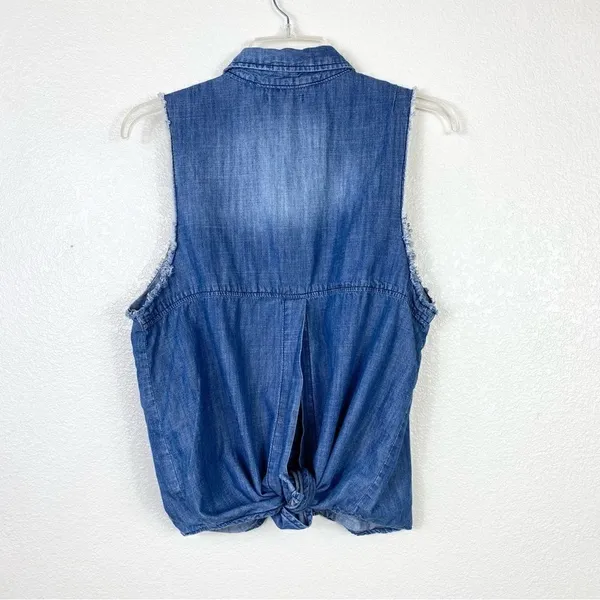 BDG Chambray Denim Distressed Hem Sleeveless Button Up Shirt - Image 3