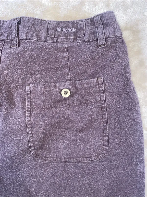 Patagonia Brown Capris with wood buttons - Image 4
