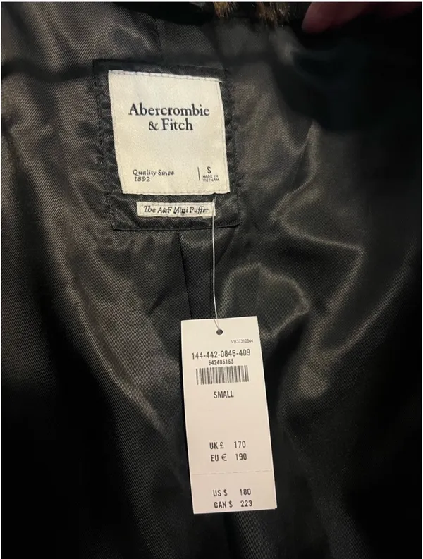Abercrombie Mini Puffer Faux Fur Small NWT - Image 4
