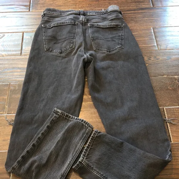 AMERICAN EAGLE Mom Jean in black size 4 regular - Image 9