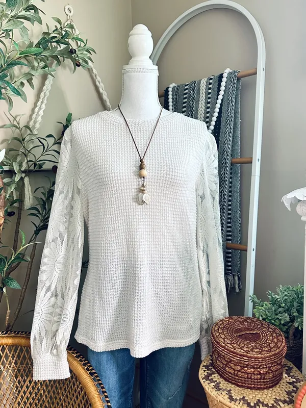 Boutique Sunflower Lace Sleeve Waffle Knit Bubble Sleeve Top M - Image 4