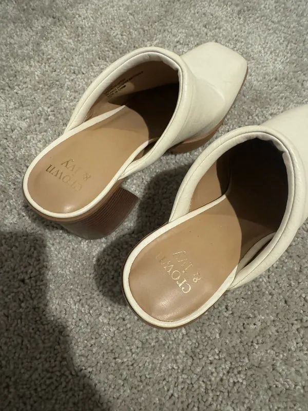 Crown & Ivy Mules - Image 3
