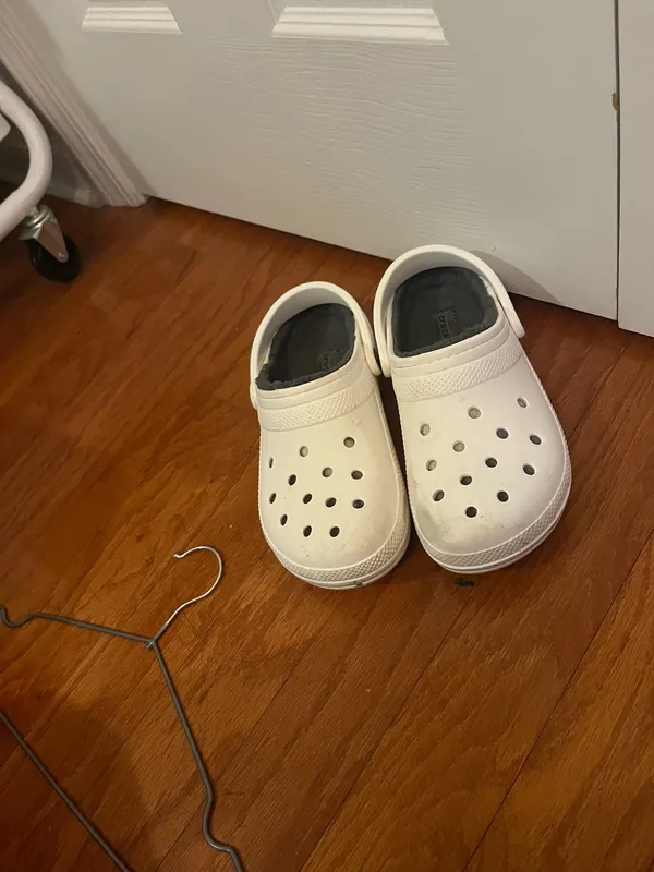 White fuzzy crocs - Image 3