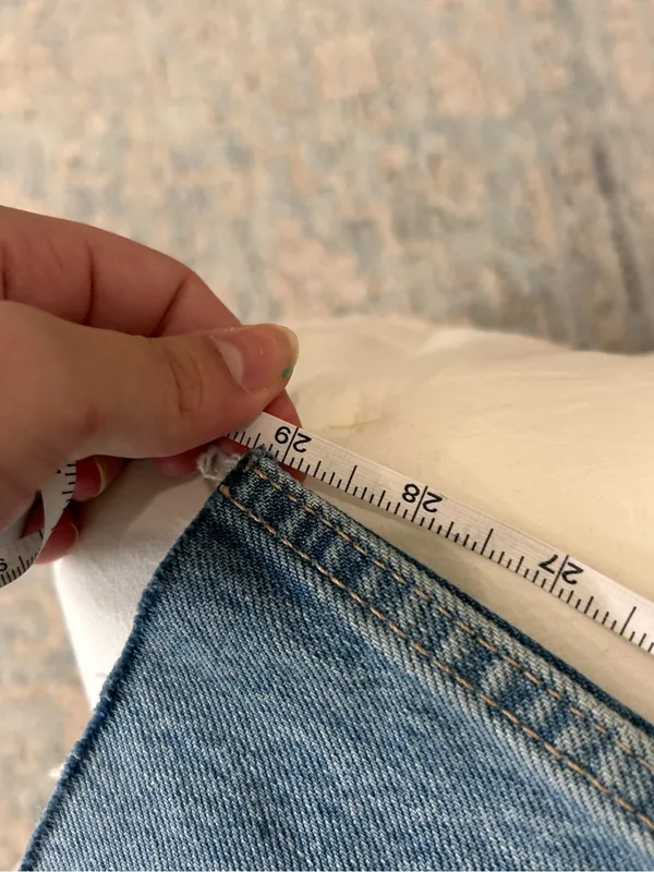 Zara High-Rise Wide-Leg Ripped Jeans in Light Wash - Size US 2 / EU 34 - Image 9