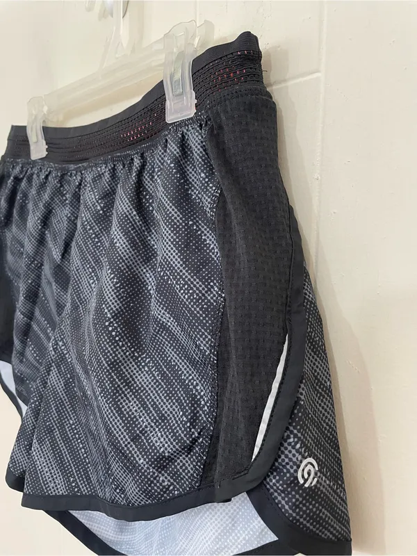 Champion C9 Athletic Shorts Women’s Size M Black Lined Running Back Pocket - Image 2