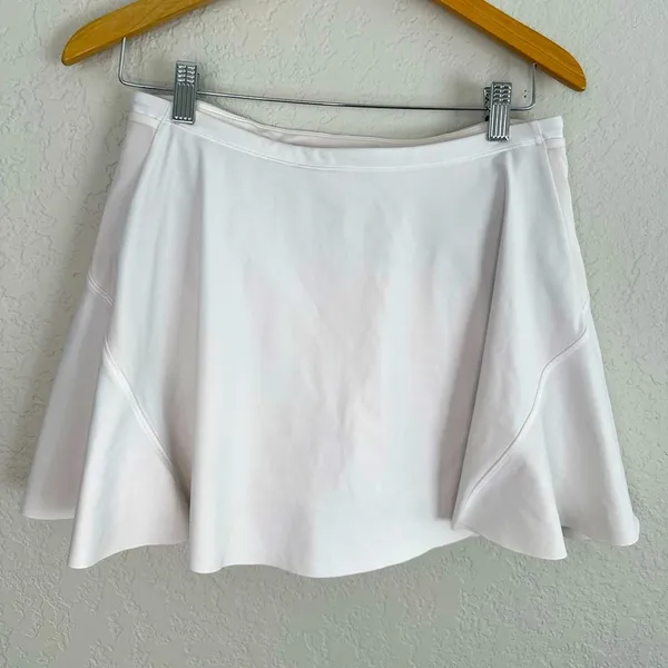 Athleta Match Point Skirt White Tennis Athletic Skort Summer Vacation Preppy - Image 4