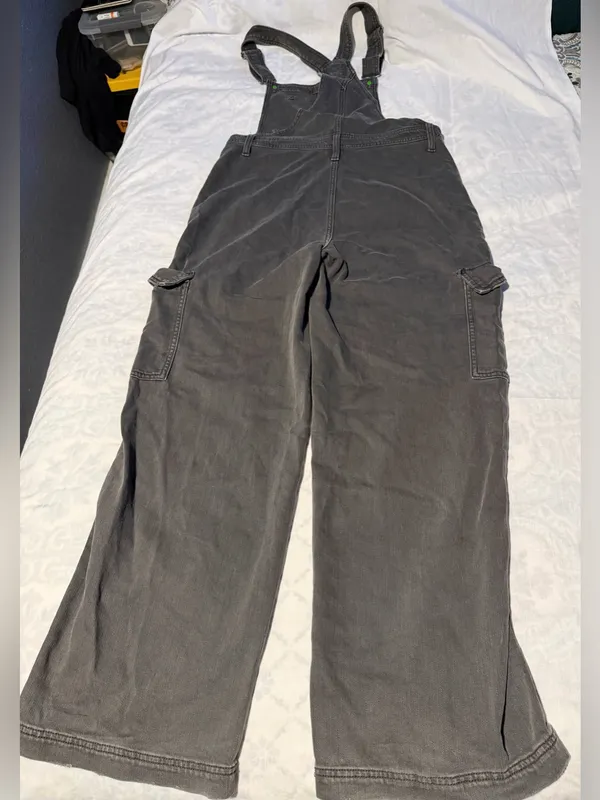 aerie baggy gray Cargo Denim Overalls wide leg size M - Image 4