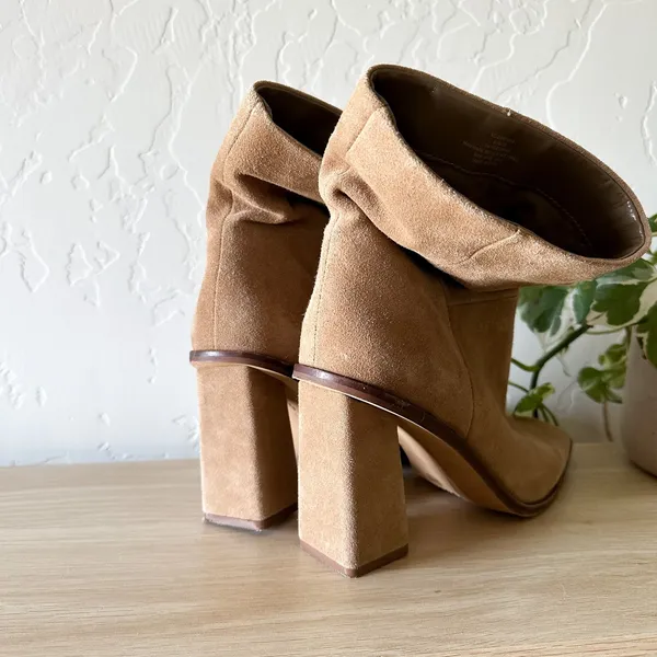 Vince Camuto | Dantania Mid Calf Suede Block Heel Boot‎ in Tan - Image 5