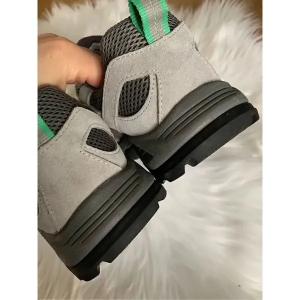 Hiking sneakers shoes size 8 - Image 2