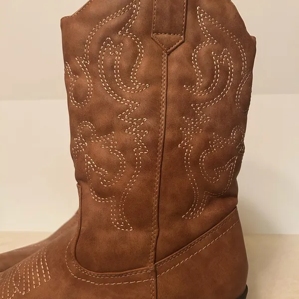 ETC Brown Heeled Boots size 10 - Image 6