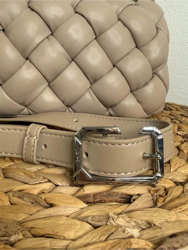 NWT JW PEI Purse Maze Bag Woven Almond Vegan Leather Crossbody beige neutral - Image 9