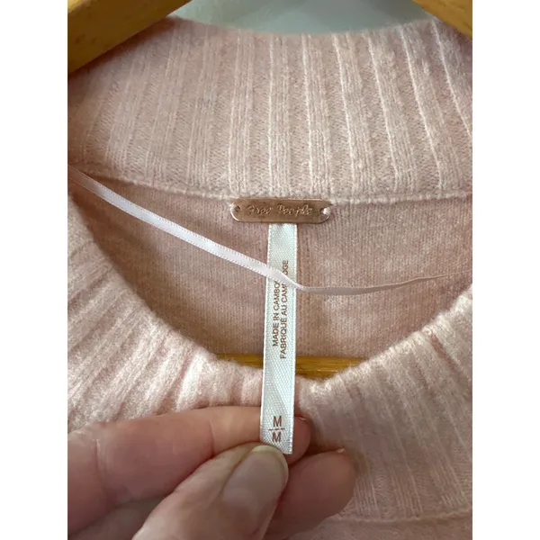 Free People NWT Pink Lotus Phoebe Oversized Pullover‎ Sweater Size M - Image 5