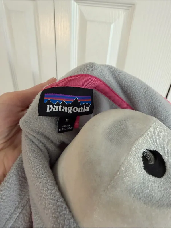 Patagonia Micro D Snap T Pullover Grey/Pink Size Medium - Image 4