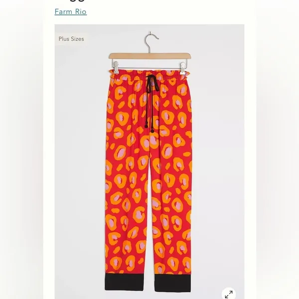 ANTHROPOLOGIE Farm Rio Hestia Leopard Print Jogger Pants Crop Animal Red - Image 2