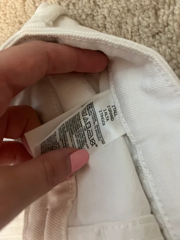 Old Navy Higher High-Waisted Cropped White-Wash Cut-Off Flare Jeans TALL* - Image 4