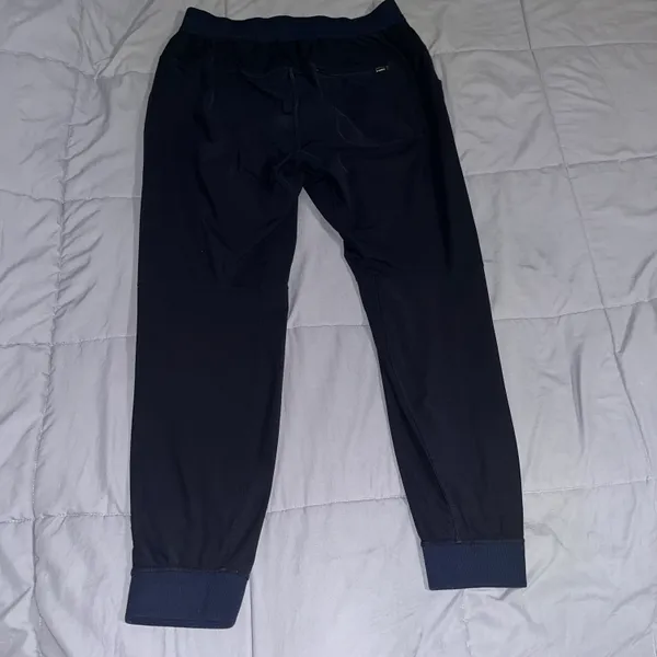 Lululemon Men’s ABC Jogger - Image 8